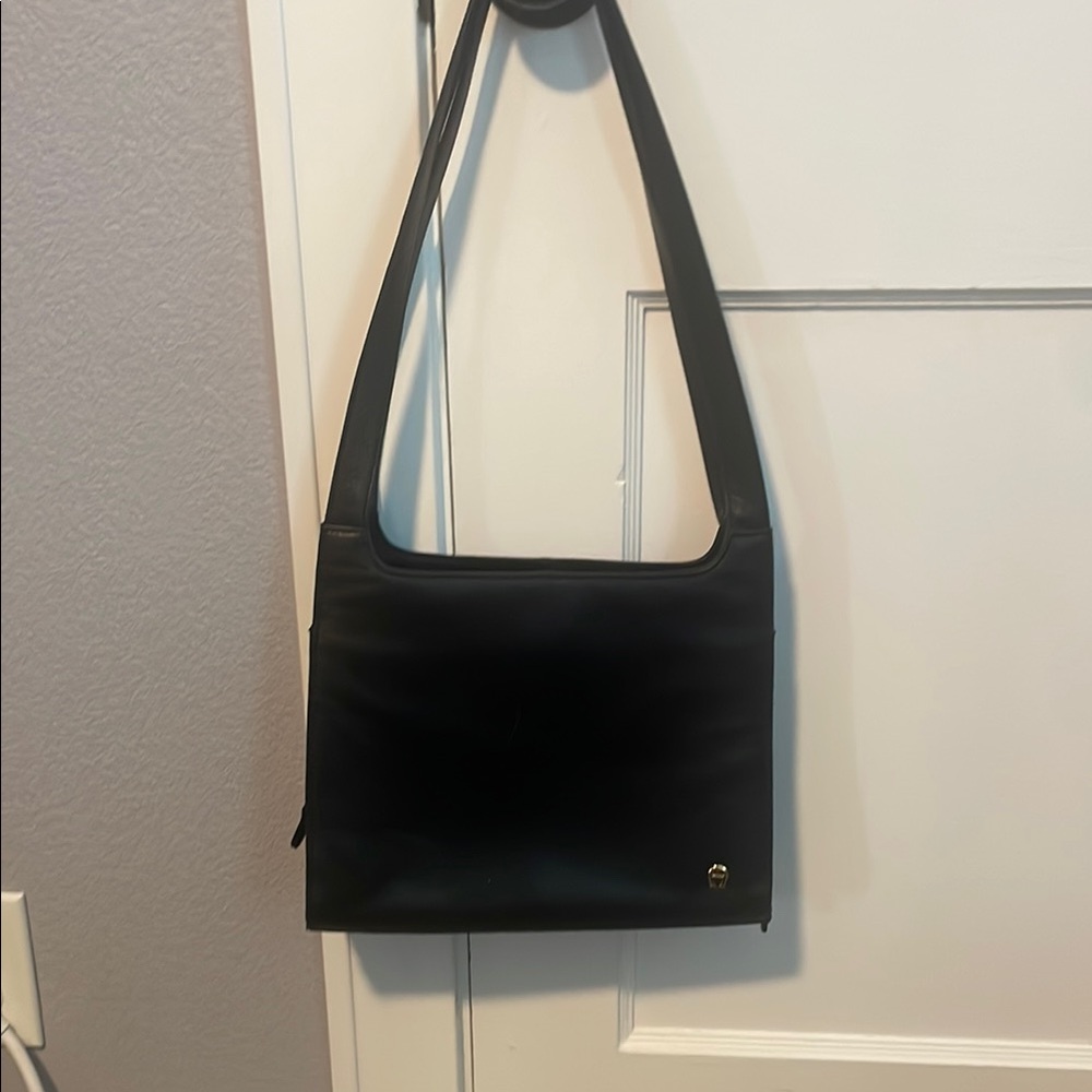 Black Shoulder Bag